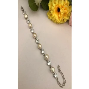STUNNING SPARKLES Exquisite Premium Quality Brass Charm Bracelet Silver Plating Trendy Design Moissanite Stone Party Wedding
