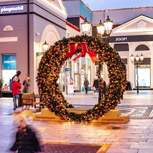 Christmas Led Giant Garland Wreath Motif Lights For Indoor Outdoor Wedding Party Decorations