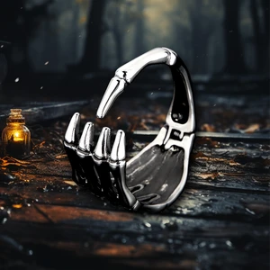 Diablo Men's Skull Five Claw Finger Open Titanium Steel Bracelet Retro Personality Bangle Accessories for Parties and Gifts