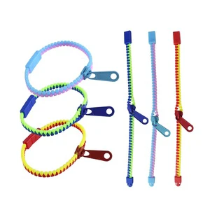Plastic Festival Friendship Bracelet Zipper Bracelet Fidget Toy Bracelet, Gift for Boys and Girls Birthday Party Favor Supplies