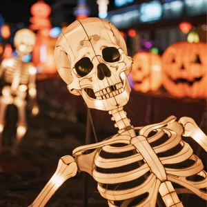 Spooky Lifelike Handmade Ghost Lantern Waterproof Durable Festival Lantern Steel Silk Cloth Outdoor Halloween Yard Decoration