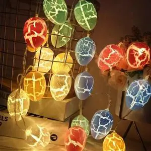 Starkey C010 Crack Egg Light String LED Easter Light Split Egg Festival Decoration Lantern Plastic Model