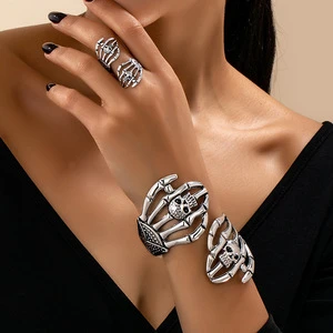 Exaggerated Punk Dark Style Alloy Skull Hand Bracelet Unique Design Skull Head Open Adjustable Bracelet Ring Women's Jewelry Set