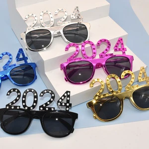 2024 New Year Eve Glasses Glitter Number Eyeglasses New Years Party Supplies Fancy Funny Sunglasses for Festival Party Photo Pro