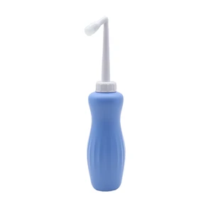 Factory Price 500ml Portable Plastic Bidet Shattaf With Retractable Nozzle & Modern Design For Postpartum Care Travel Bidet