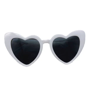 New Trending Heart-Shaped Sunglasses Multi-Color Trendy Accessories Fashion Party Glasses for Girls Ladies Summer Parties