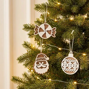 Wooden Christmas Tree Ornaments Hanging Laser Cut Decorations Round Santa Candy Shapes 6.5 Cm For Holiday Decoration
