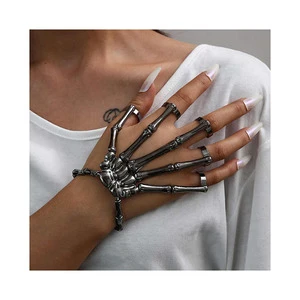 New Hand Decoration Fashion Punk Skeleton Hand Bone Versatile Five Finger Ring Bracelet Adjustable Halloween Vintage Bracelet