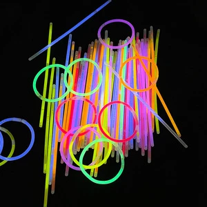 Glow Sticks 100 Per Barrel Plastic Fluorescent Light Party Novelties For Birthday Concerts Parties Night Markets
