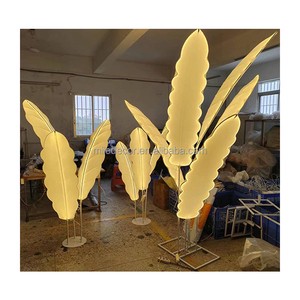 Hot Sale Stage Decor White Feather Road Lead Lights Luminous Aisle Decor Banana Tree Wedding Props