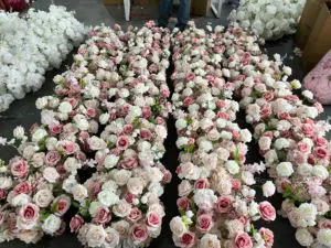 Romantic Pink White Silk Rose Flower Runner Artificial Floral Row Wedding Aisle Table Flower Decor for Event Banquet
