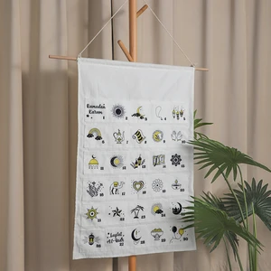 Wholesaler Personalized Hot Selling Linen Ramadan Party Supplies Hanging 30 Days Countdown Calendar
