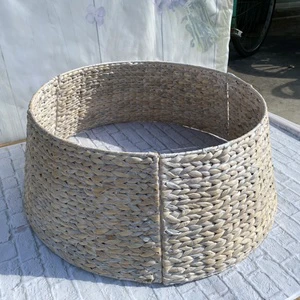 Xmas Decor Natural Folding Water Hyacinth Woven Wicker Tree Basket Decorations round Christmas Tree Collar Stand and Accessory