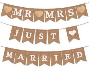 Just Married Banner Burlap Bunting in Vintage Rustic Style Backdrop Table Decor Garland for Wedding Bridal Shower Party