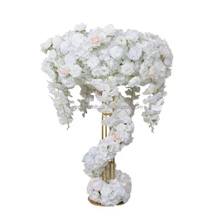 Wedding Bride and Groom Table Decoration Flowers and Centerpieces