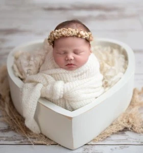 Eco-friendly Handmade Newborn Photography White Heart Shape Props Baby Photo Shooting Props