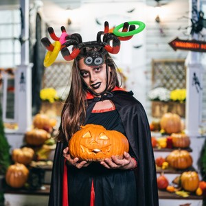 Factory Custom Family Party PVC Inflatable Spider Ring Toss Game Throwing Target Toy Set for Kids&adults Backyard Halloween Toy