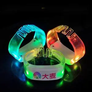 LED Bracelet Telescopic RGB LED Light with Seven Functions Flashing Bracelet for Christmas Wedding Party Supplies Custom Logos