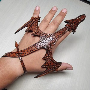 Wholesale Cosplay Hand Cuff Arm Band Jewelry Leather Hand Dragon Bracelet for Women Men 3D Printed Dragon Leather Wrist Bracelet