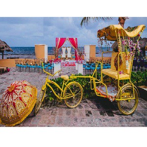 Top Modern Luxury Wedding Photography Decoration Props Durable Treated Wood Outdoor Pre Wedding Photo Booth Props Customized