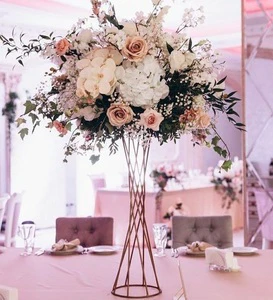 Elegant floral support iron wedding centerpiece for stylish wedding reception table decor with premium quality