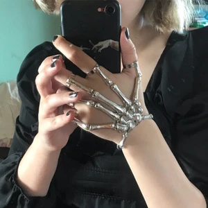 European and American Halloween Party Skull Bracelet Exaggerated Punk Style Ghost Claw Alloy Metal Back Chain