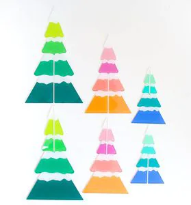 3D Mini Multicolor Acrylic Christmas Tree Stand Accessories Factory Decorations for Home Office Display Racks Varying Sizes