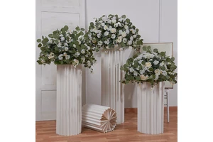 60cm Size New Arrival Geometric Frame Decoration with Artificial Rose Ball for Wedding Table and Showroom Window Display