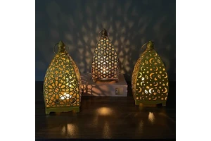 Eid Mubarak Vintage Iron Retro Hanging Candlestick Hollow Star Moon Iron Wind Lamp Courtyard Desktop Ramadan Supplies