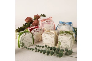 New Square Sweet Gift Boxes Wedding Favors Candy Box Gift Bag Christmas Birthday Party Decoration Gift Packaging Box for Guests