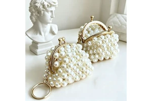 Custom Wedding Party Favors Bridal Shower Favor Gifts for Guests Mini Pearl Bag Favors Keychain Wedding Reception Party Favors