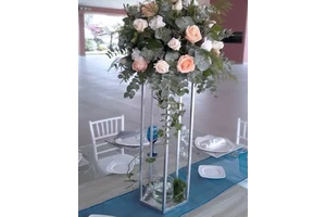 Unique Decorative Metal Floral Wedding Table Centerpiece with a Distressed Antique Look for Timeless Elegance