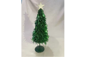 Handmade Festive Christmas Tree Ornament for Thanksgiving Table Decoration for the Holiday Season Party Decorations
