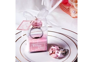 Wedding Favors Diamond Ring Key Chain Guests Return Gifts Keepsakes Giveaways Commemoration Day Practical Present