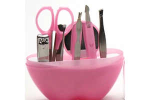 Wedding Souvenir Manicure Set Apple Nail Scissors and Beauty Party Favors 9pcs/set