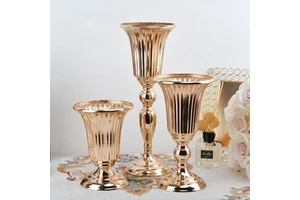 Creative Wedding Scene Decoration Table Flowers and Utensils for Wedding Decoration