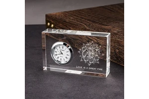 Crystal Table Clock Office Souvenirs Ornaments Wedding Favor Glass Clocks With Custom Laser Engraved Logo