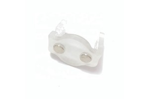 China Alibaba Wholesale N42 Strong Plastic Transparent Mounting Magnetic Clips for C7 C9 Christmas Lights