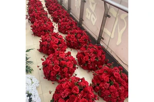 Wedding Artificial Flowers Arrangement Table Decoration Large Red White Ivory Greenery Silk Rose Flower Ball