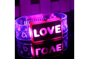 2025 Hot Glow in the Dark Bracelet Adjustable Flashing LED Wristband for Party Favors New Year Motivational Souvenir Wholesale
