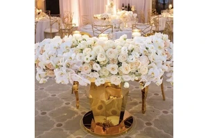 Romantic Flowers Decoration Dining Table Wedding Suppliers Centerpieces