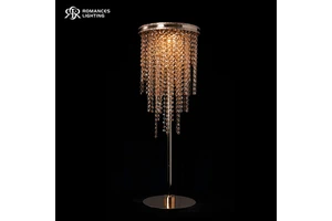 Hot Selling Luxury Design Metal and Acrylic Hanging Chain Tassels Floor Lamp Flower Stand Wedding Party Table Decoration