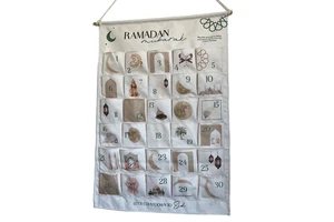 Wholesale Ramadan Plastic Countdown Calendar 94x70cm Muslim Party Decor Eid Mubarak DIY Pocket Kareem Festival Decoration