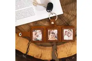 Personalized Gifting Pu Leather Mini Photo Album Keychain Pendant Folded Picture Album Keyring Portable Memory