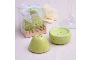 Wedding Party Favors and Gifts Decorative Novelty Green Pear Shaped Ceramic Salt and Pepper Shaker