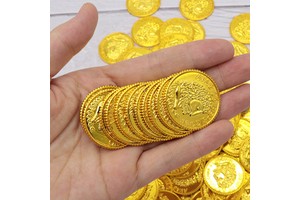 Best-Selling Cross-Border Pirate Gold Coin Board Game Accessories Plastic Toys and Christmas Decorations Party Supplies