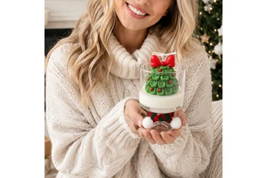Wholesale Handmade Christmas Tree Scented Candle Soy Wax Novelty Shaped Candle For Home Decor Xmas Gift