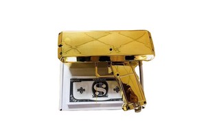 Sell Well Plastic Toy Gun Special Type Custom Logo Party Game Super Plastic Gun for Party Spraying Funny Gun
