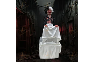 Hot Selling Professional Haunted House Equipment Customizable Monsters Ghosts Festival Decoration Durable Plastic Factory Price