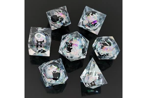 Resin Cat-shaped Quicksand Dice With Liquid Core For D&D & Cthulhu Campaign Tabletop Games; Right Angle Design